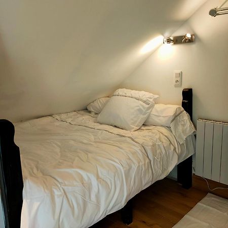 Aux Trois Tilleuls Bed and Breakfast Loches Værelse billede