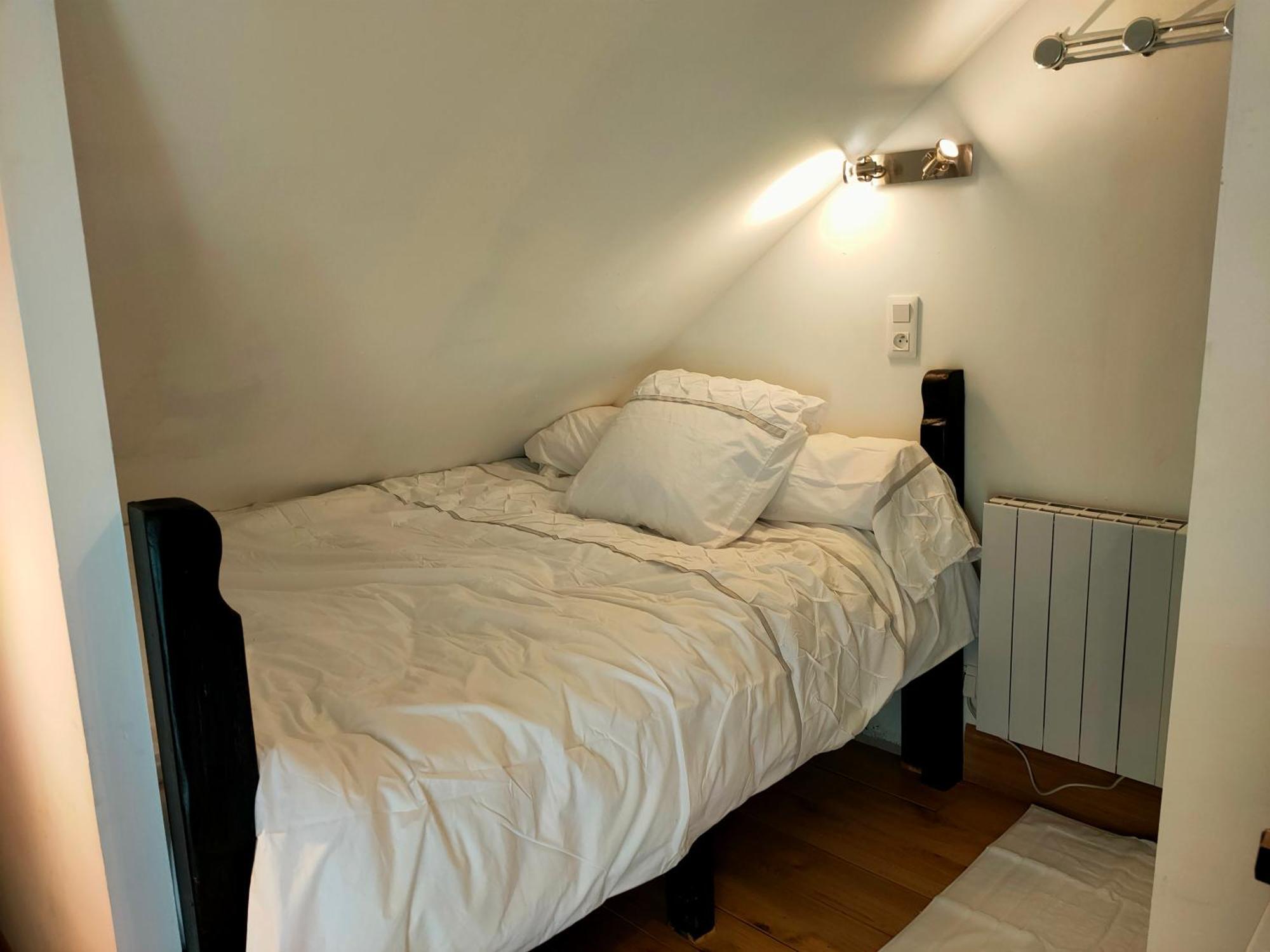 Aux Trois Tilleuls Bed and Breakfast Loches Værelse billede